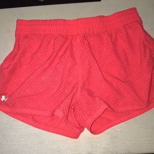 UNDER ARMOR SHORTS ADORABLE PINK MEDIUM 💓